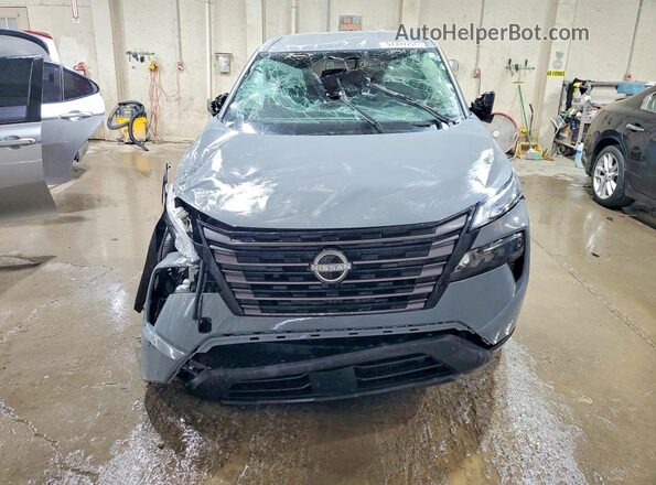 5N1BT3BB0TC761805 2026 NISSAN ROGUE Серый Вид спереди