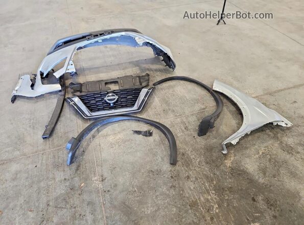 5N1BT3BB1NC671663 2022 NISSAN ROGUE Silver Вид наклейки з VIN-кодом