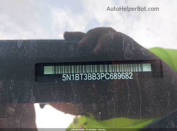 5N1BT3BB3PC689682 2023 NISSAN ROGUE Silver Engine compartment view