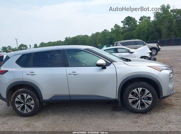5N1BT3BB3PC689682 2023 NISSAN ROGUE Silver Rear interior view