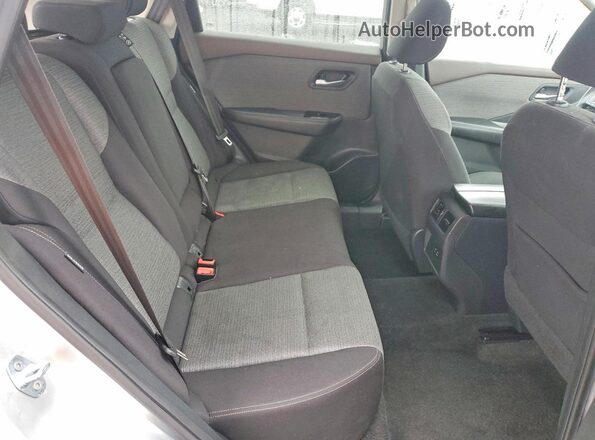 5N1BT3BB3PC847440 2023 NISSAN ROGUE Silver Vista interior trasera
