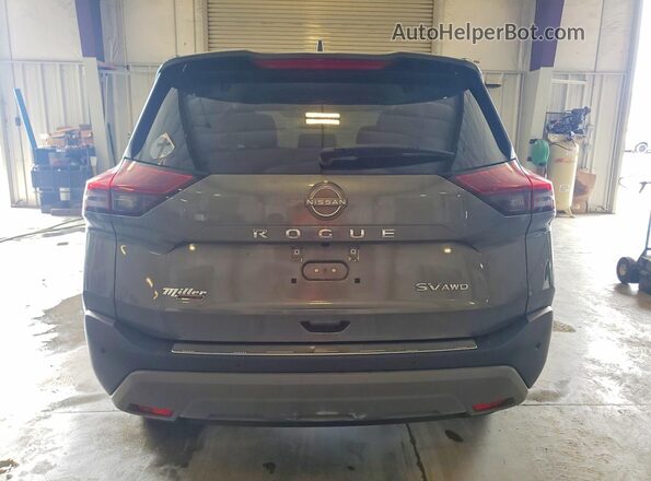 5N1BT3BB4PC686435 2023 NISSAN ROGUE Charcoal Вид ззаду