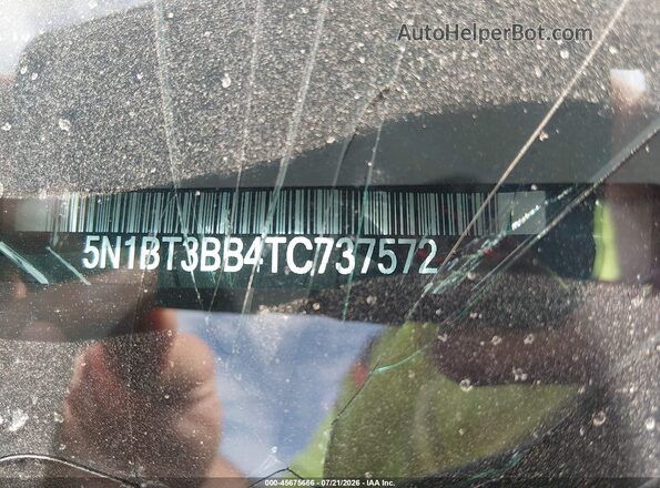 5N1BT3BB4TC737572 2026 NISSAN ROGUE Черный Вид подкапотного пространства