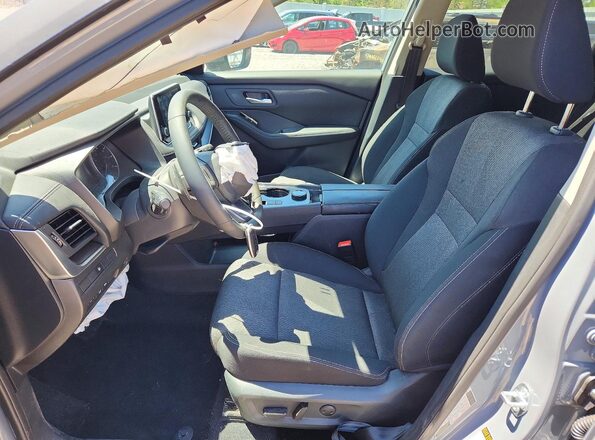 5N1BT3BB6TC701446 2026 NISSAN ROGUE Gray წინა სალონის ხედი