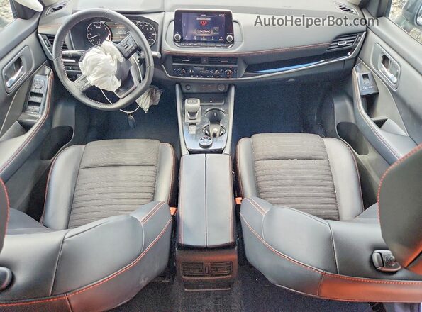 5N1BT3BB7SC831668 2025 NISSAN ROGUE White Vista del salpicadero