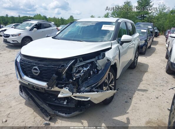 5N1BT3BB8PC941491 2023 NISSAN ROGUE White Vista tres cuartos delantera izquierda