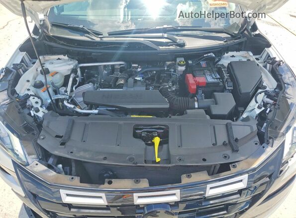 5N1BT3BB8TC712397 2026 NISSAN ROGUE White Widok wnętrza z tyłu