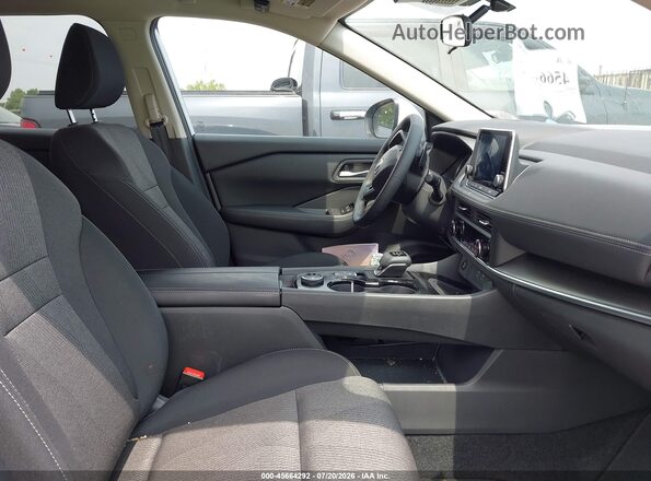5N1BT3BB9TC684237 2026 NISSAN ROGUE Белый Вид салона спереди