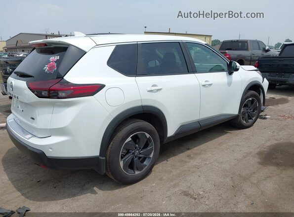 5N1BT3BB9TC684237 2026 NISSAN ROGUE Белый Задняя правая четверть