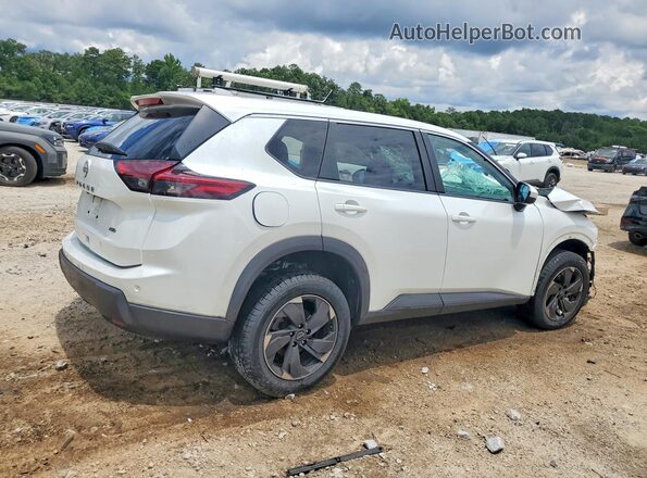 5N1BT3BBXSC767691 2025 NISSAN ROGUE White Trasero derecho