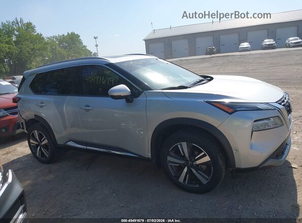 5N1BT3CB2PC736327 2023 NISSAN ROGUE Silver 360 interior view