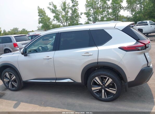 5N1BT3CB6PC741367 2023 NISSAN ROGUE Silver Widok wnętrza 360 stopni