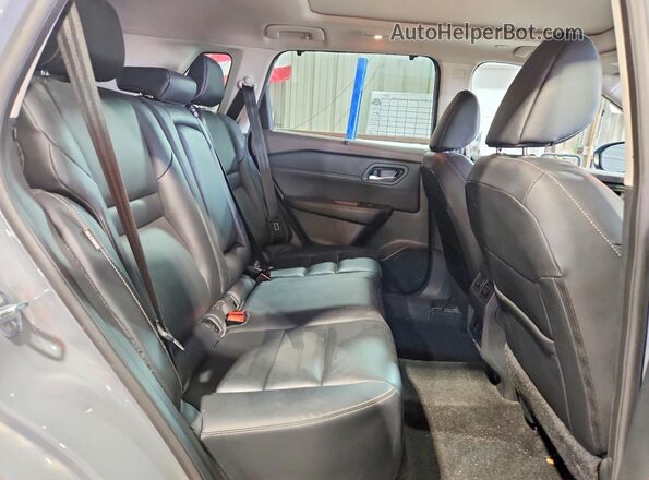 5N1BT3CB6PC755740 2023 NISSAN ROGUE Серый Вид задней части салона