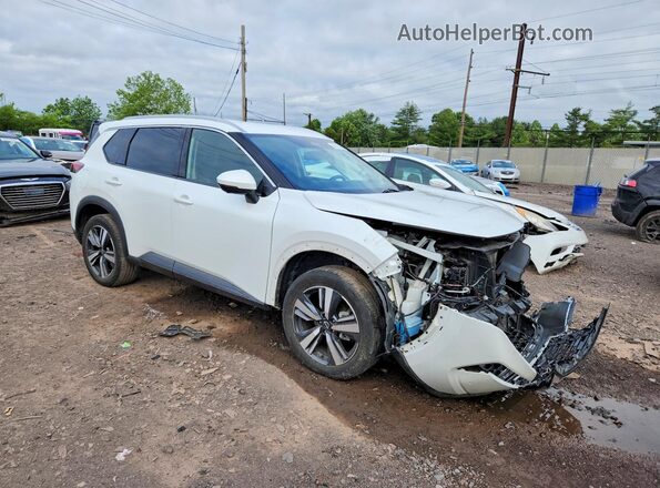 5N1BT3CB6RC723874 2024 NISSAN ROGUE White Przód prawy