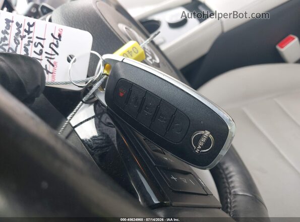5N1BT3CB8PC801651 2023 NISSAN ROGUE Белый Вид панели приборов