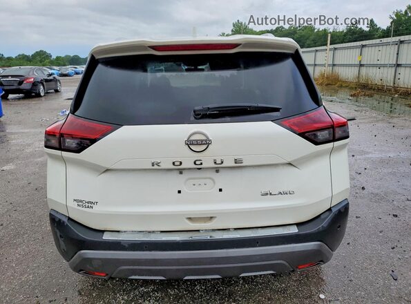 5N1BT3CB8PC820314 2023 NISSAN ROGUE White Вид ззаду