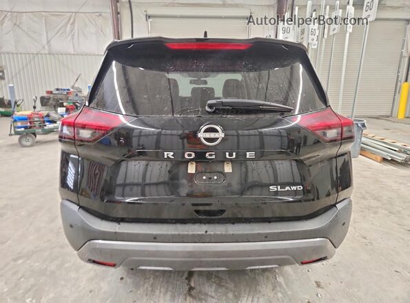 5N1BT3CB9PC799814 2023 NISSAN ROGUE Black უკანა ხედი