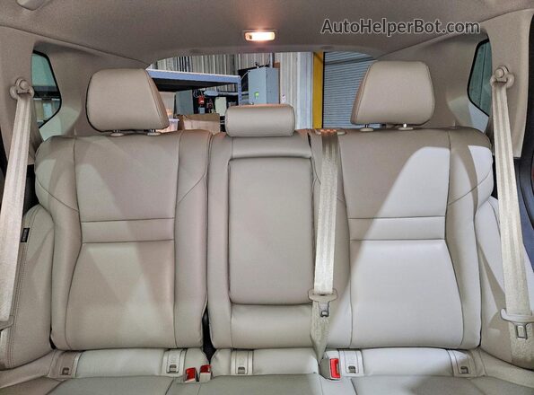 5N1BT3CBXPC742263 2023 NISSAN ROGUE Red Widok tylnych siedzeń