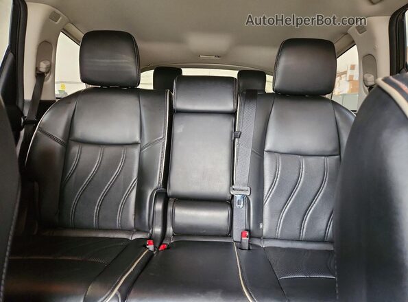5N1DL0MM0HC519383 2017 INFINITI QX60 White Widok tylnych siedzeń