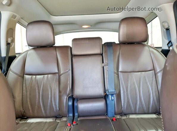 5N1DL0MM7KC567079 2019 INFINITI QX60 White Rear seats view