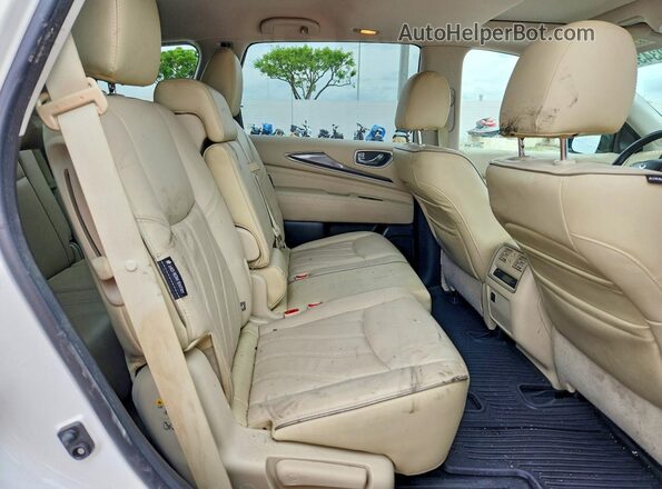 5N1DL0MN3JC501538 2018 INFINITI QX60 White Rear interior view