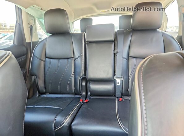 5N1DL0MN7HC508020 2018 INFINITI QX60 Black Vista de los asientos traseros
