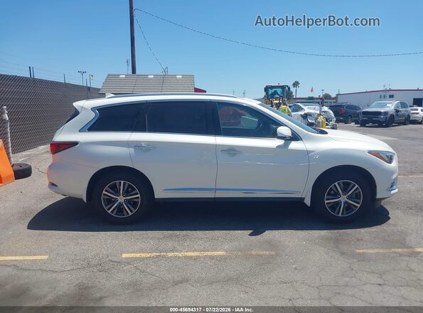 5N1DL0MN7LC541995 2020 INFINITI QX60 White Widok wnętrza z tyłu