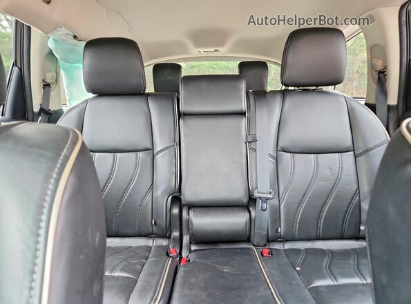 5N1DL0MNXHC513423 2017 INFINITI QX60 Silver Rear seats view