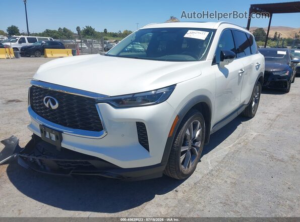 5N1DL1FS5PC349229 2023 INFINITI QX60 White წინა მარცხენა ხედი სამი მეოთხედიდან