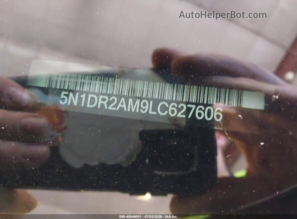5N1DR2AM9LC627606 2020 NISSAN PATHFINDER Silver Engine compartment view