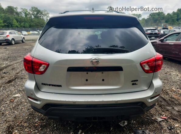 5N1DR2CM2LC611289 2020 NISSAN PATHFINDER Серебряный Вид сзади