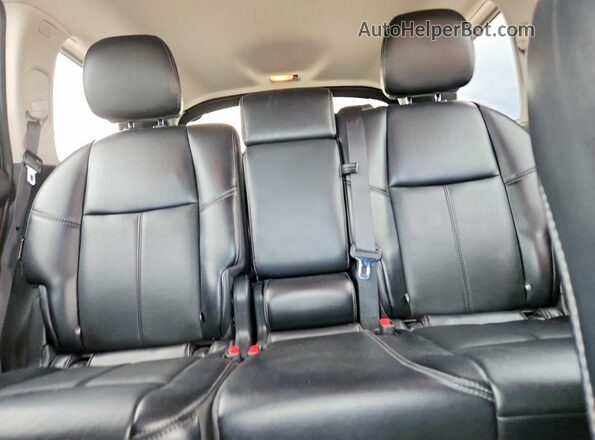5N1DR2CM4LC616784 2020 NISSAN PATHFINDER Silver Հետևի նստատեղերի տեսք