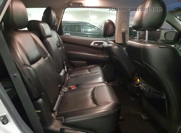 5N1DR2CMXLC605854 2020 NISSAN PATHFINDER Серебряный Вид задней части салона