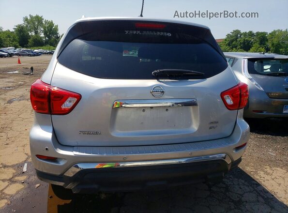 5N1DR2MM0HC693190 2017 NISSAN PATHFINDER Silver Vista trasera