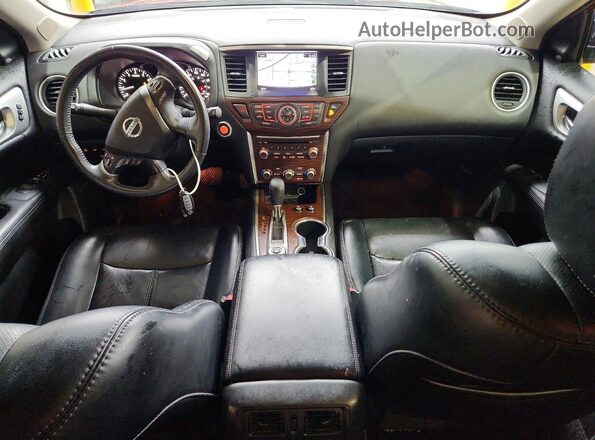 5N1DR2MM0HC912083 2017 NISSAN PATHFINDER Red Vista del salpicadero
