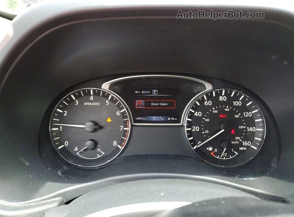 5N1DR2MM0JC614137 2018 NISSAN PATHFINDER Burgundy Vista del cuadro de instrumentos