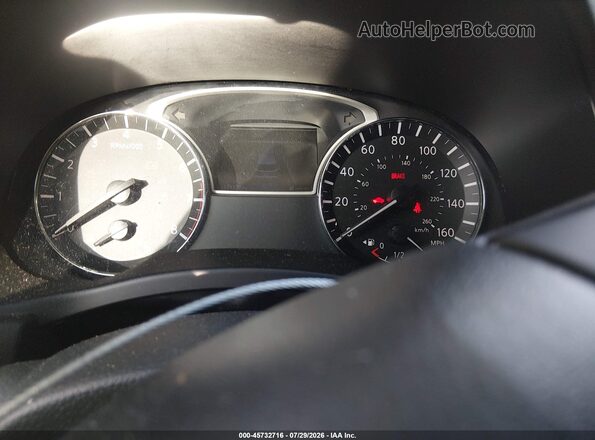 5N1DR2MM1HC691674 2017 NISSAN PATHFINDER Серебряный Вид задних сидений