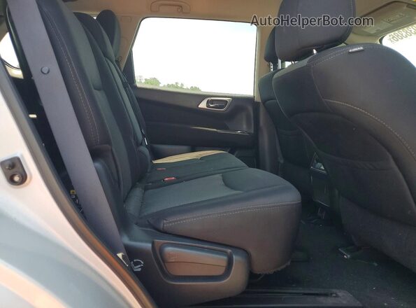 5N1DR2MM1HC910648 2017 NISSAN PATHFINDER Silver უკანა სალონის ხედი
