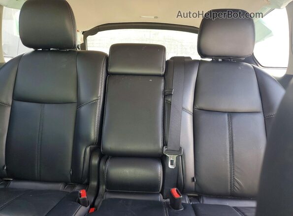 5N1DR2MM1JC619802 2018 NISSAN PATHFINDER White უკანა სავარძლების ხედი