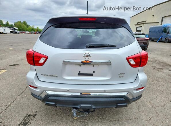 5N1DR2MM2JC670788 2018 NISSAN PATHFINDER Silver Հետևի տեսք
