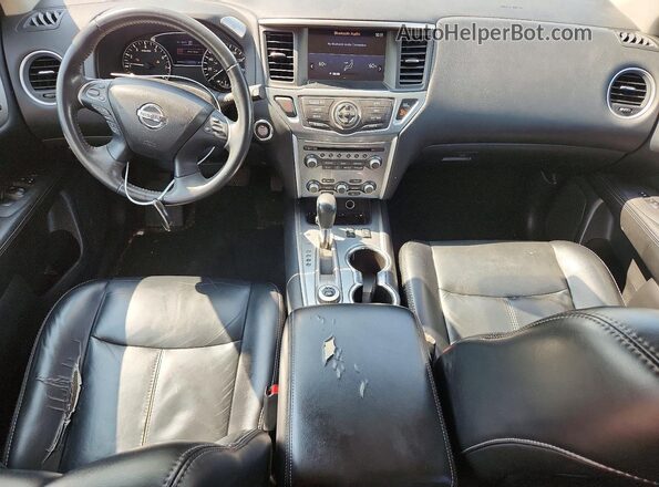 5N1DR2MM3HC694317 2017 NISSAN PATHFINDER White Вид панелі приладів
