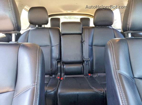 5N1DR2MM3JC675059 2018 NISSAN PATHFINDER Черный Вид задних сидений