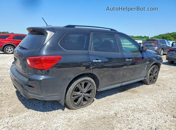 5N1DR2MM3JC675059 2018 NISSAN PATHFINDER Черный Задняя правая четверть