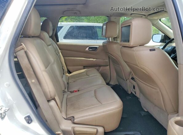 5N1DR2MM4HC600042 2017 NISSAN PATHFINDER White Widok wnętrza z tyłu