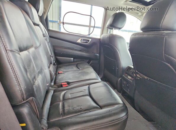 5N1DR2MM4HC638743 2017 NISSAN PATHFINDER White Widok wnętrza z tyłu