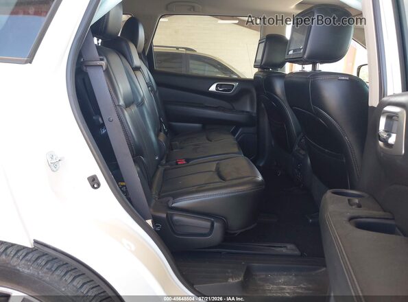 5N1DR2MM5HC647130 2017 NISSAN PATHFINDER White Вид наклейки з VIN-кодом