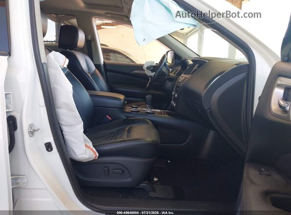 5N1DR2MM5HC647130 2017 NISSAN PATHFINDER White Вид салону спереду