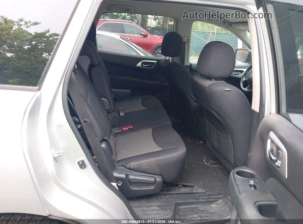 5N1DR2MM5HC905906 2017 NISSAN PATHFINDER Silver Widok naklejki z numerem VIN
