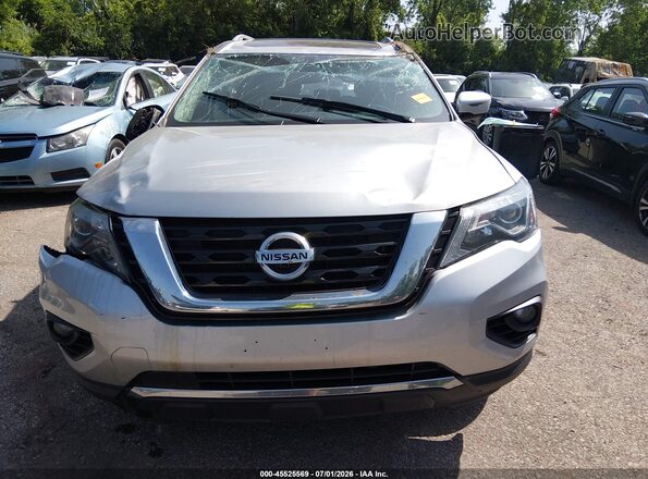 5N1DR2MM5HC906666 2017 NISSAN PATHFINDER Silver Widok deski rozdzielczej