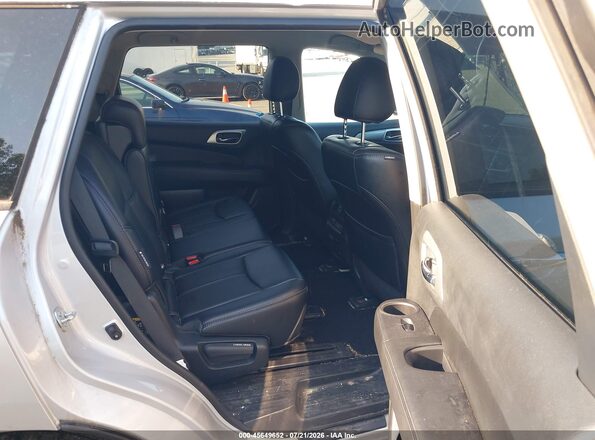 5N1DR2MM5KC601479 2019 NISSAN PATHFINDER Silver VIN կոդի պիտակի տեսք